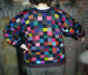 Pullover im Muster "Grid"